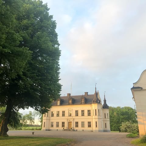 Ekholmens Slott Lantbruks Aktiebolag logo