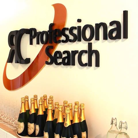 RC Professional Search AB logo