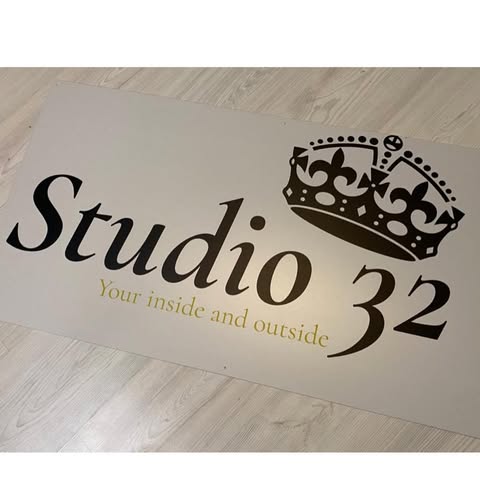Studio 32 logo